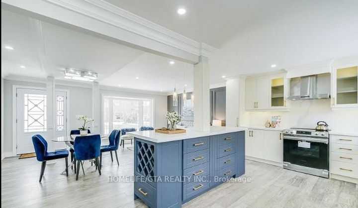 Photo 4 at 480 Valley Drive, WO West, Oakville