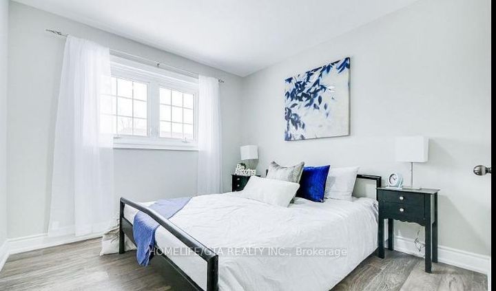 Photo 7 at 480 Valley Drive, WO West, Oakville