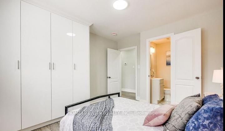 Photo 10 at 480 Valley Drive, WO West, Oakville