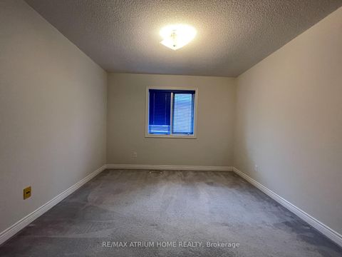 Photo 15 at 22 Lagani Avenue, Doncrest, Richmond Hill