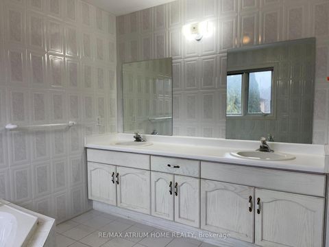 Photo 22 at 22 Lagani Avenue, Doncrest, Richmond Hill