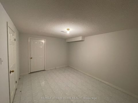 Photo 23 at 22 Lagani Avenue, Doncrest, Richmond Hill