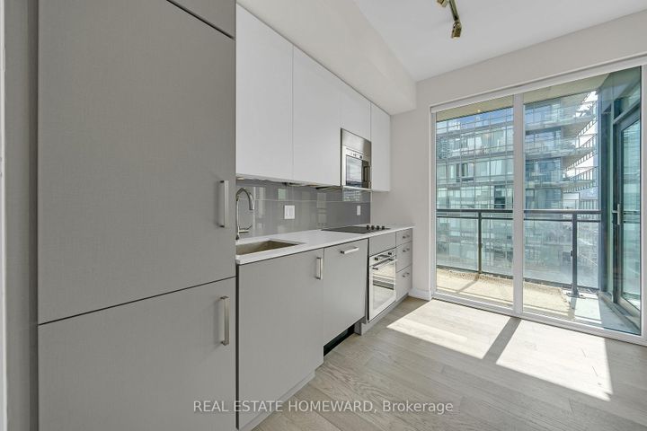 Photo 3 at 1607 - 17 Dundonald Street, Yonge Corridor, Toronto