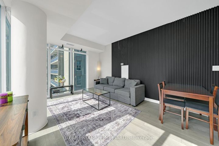 Photo 9 at 1607 - 17 Dundonald Street, Yonge Corridor, Toronto