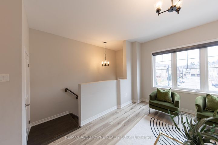 Photo 2 at 15 Barley Lane, Meadowlands, Hamilton