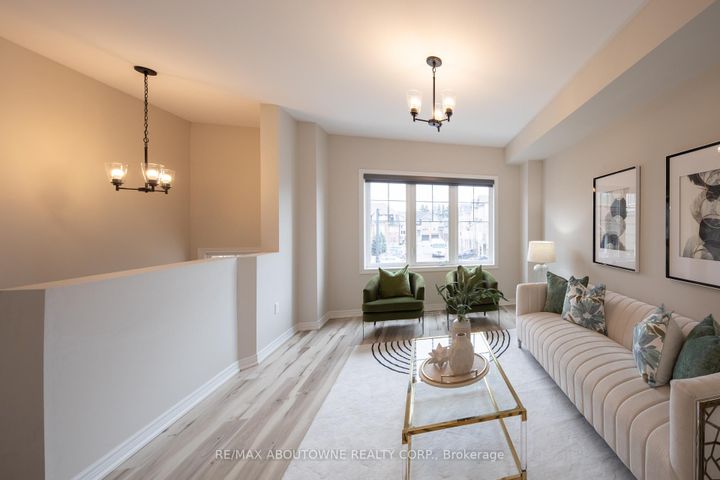 Photo 5 at 15 Barley Lane, Meadowlands, Hamilton