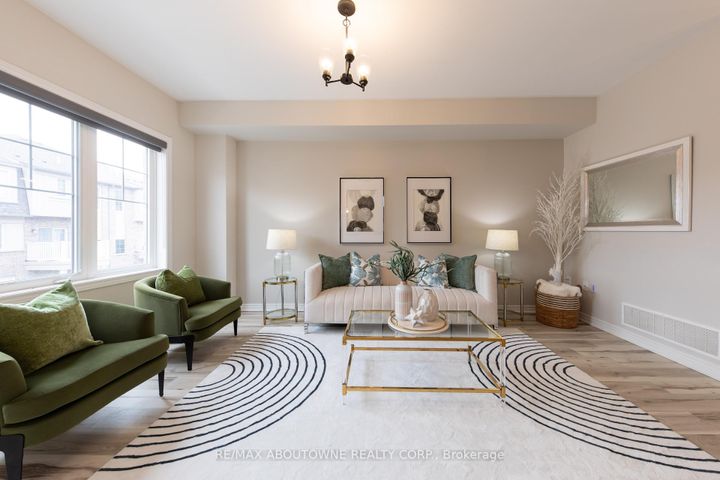 Photo 6 at 15 Barley Lane, Meadowlands, Hamilton