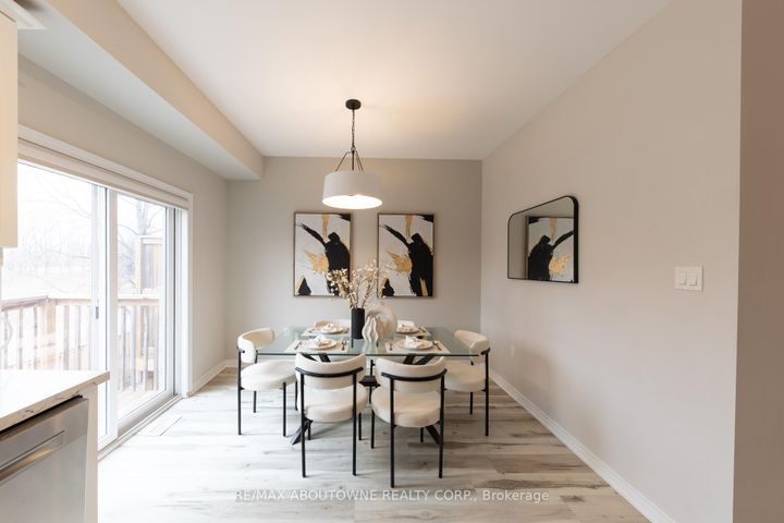 Photo 11 at 15 Barley Lane, Meadowlands, Hamilton