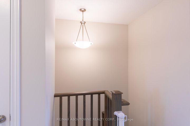 Photo 17 at 15 Barley Lane, Meadowlands, Hamilton