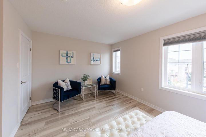 Photo 22 at 15 Barley Lane, Meadowlands, Hamilton