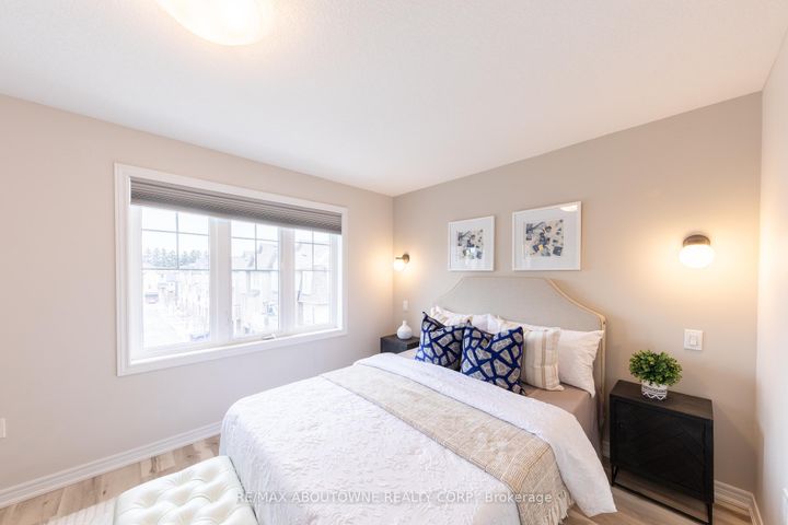 Photo 23 at 15 Barley Lane, Meadowlands, Hamilton