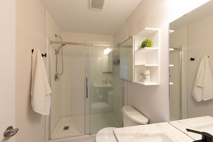 Photo 25 at 15 Barley Lane, Meadowlands, Hamilton