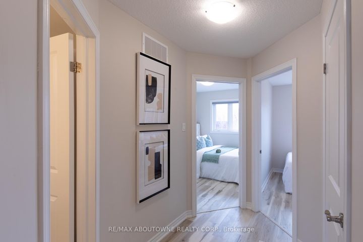 Photo 27 at 15 Barley Lane, Meadowlands, Hamilton