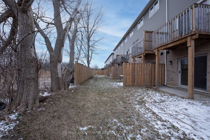 Photo 36 at 15 Barley Lane, Meadowlands, Hamilton