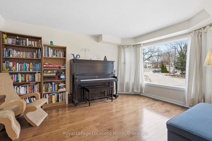 Photo 4 at 6525 Snow Goose Lane, Lisgar, Mississauga