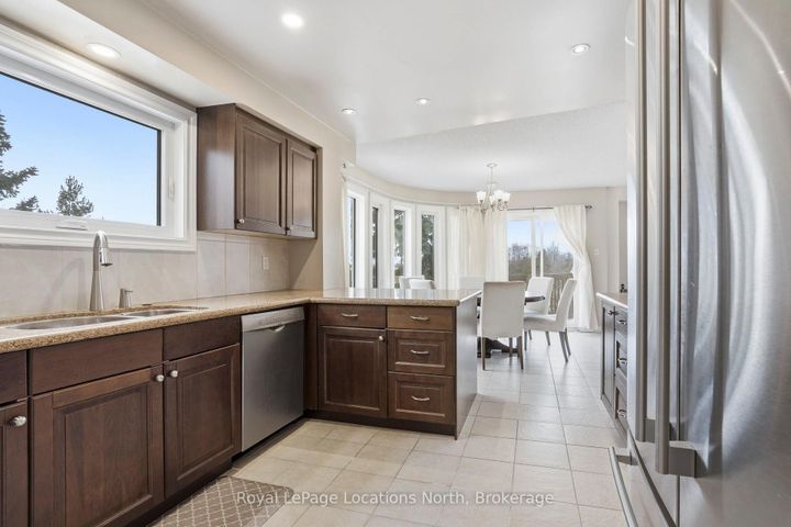 Photo 8 at 6525 Snow Goose Lane, Lisgar, Mississauga