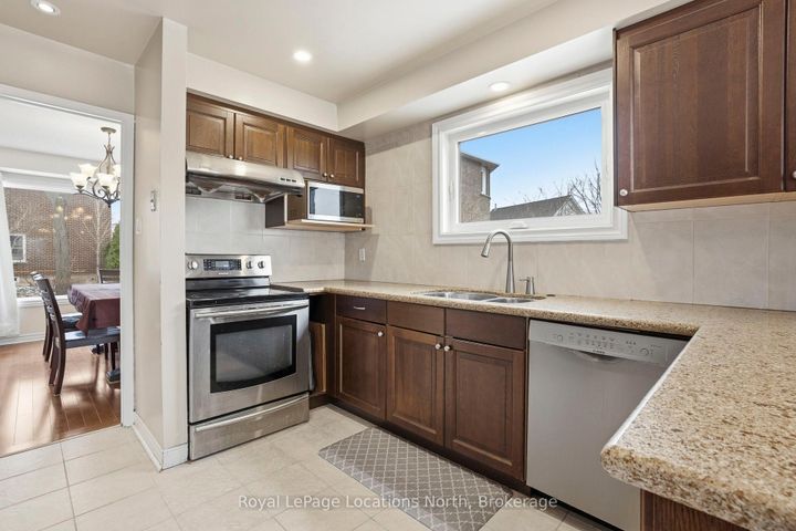 Photo 10 at 6525 Snow Goose Lane, Lisgar, Mississauga