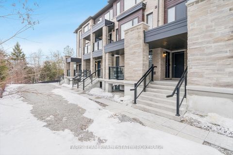 Photo 3 at 39 Appletree Lane, Shore, Barrie