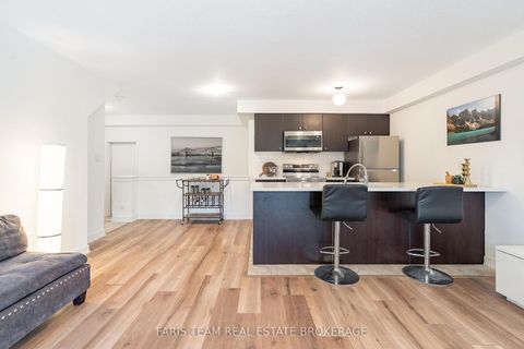 Photo 5 at 39 Appletree Lane, Shore, Barrie