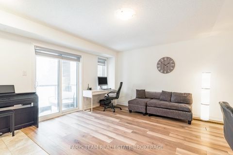 Photo 12 at 39 Appletree Lane, Shore, Barrie