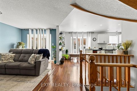 Photo 7 at 5 SUN KING Crescent, Shore, Barrie