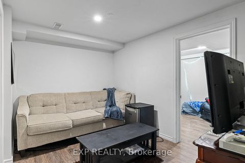 Photo 31 at 5 SUN KING Crescent, Shore, Barrie