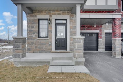 Photo 2 at 42 Vinewood Crescent, Rural Barrie Southeast, Barrie