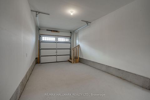 Photo 34 at 42 Vinewood Crescent, Rural Barrie Southeast, Barrie