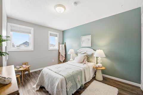 Photo 27 at 70 Weldrick Crescent, Bowmanville, Clarington