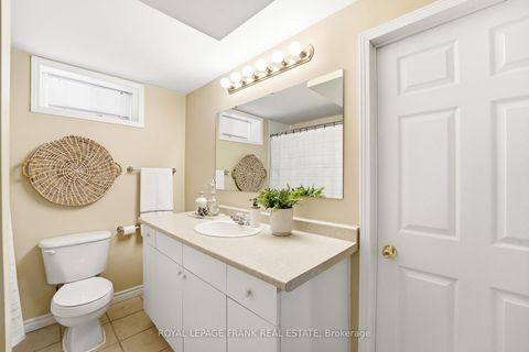 Photo 40 at 70 Weldrick Crescent, Bowmanville, Clarington