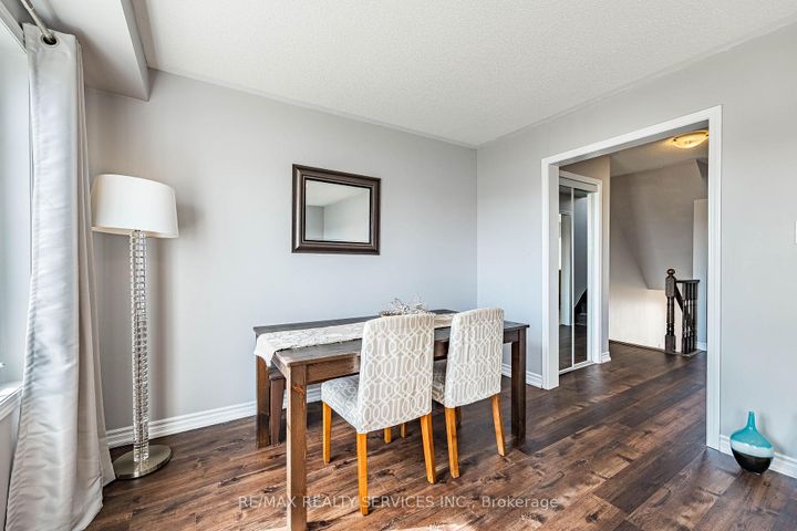 Photo 13 at 44 Bannister Crescent, Northwest Brampton, Brampton