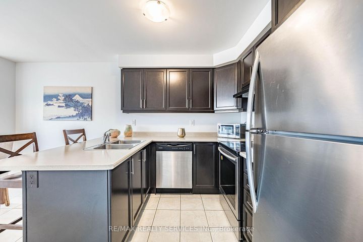 Photo 15 at 44 Bannister Crescent, Northwest Brampton, Brampton