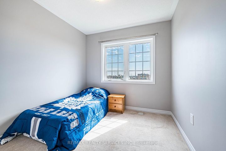 Photo 23 at 44 Bannister Crescent, Northwest Brampton, Brampton