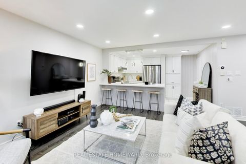 Photo 5 at B16 - 108 Finch Avenue W, Newtonbrook West, Toronto