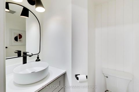 Photo 10 at B16 - 108 Finch Avenue W, Newtonbrook West, Toronto