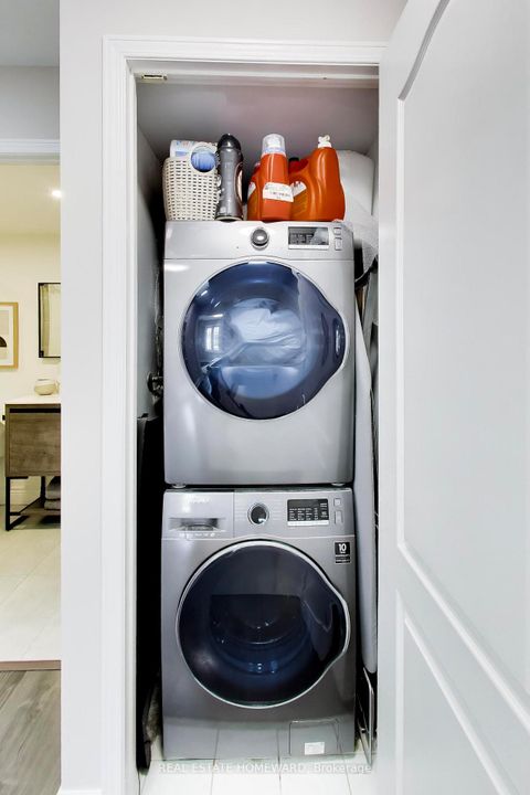 Photo 11 at B16 - 108 Finch Avenue W, Newtonbrook West, Toronto