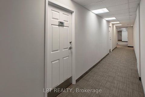 Photo 1 at PH6 - 15 Maplewood Avenue, Cedarvale, Toronto