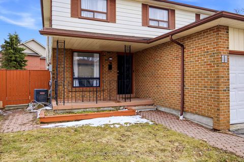 Photo 2 at 11 Pilot Street, West Hill, Toronto