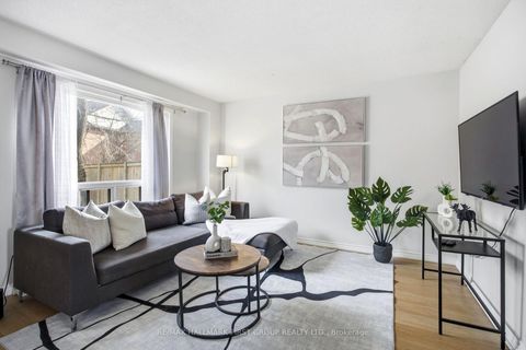 Photo 7 at 11 Pilot Street, West Hill, Toronto