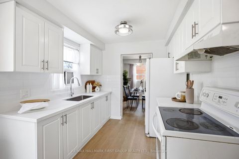 Photo 16 at 11 Pilot Street, West Hill, Toronto