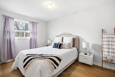 Photo 23 at 11 Pilot Street, West Hill, Toronto