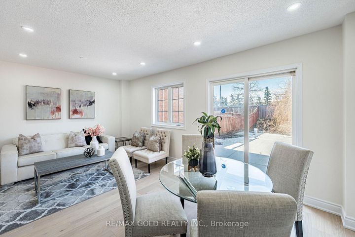 Photo 13 at 110 Sandyshores Drive, Wellington, Brampton