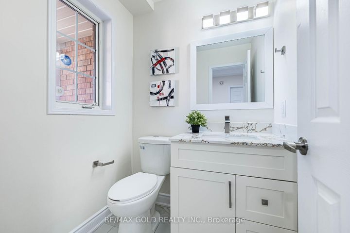 Photo 20 at 110 Sandyshores Drive, Wellington, Brampton