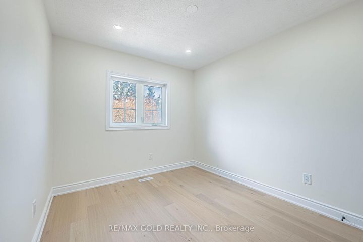 Photo 28 at 110 Sandyshores Drive, Wellington, Brampton