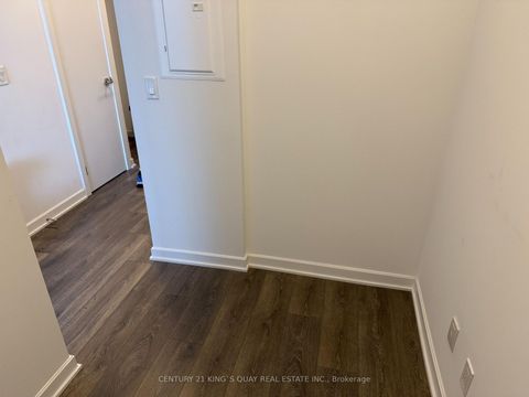 Photo 10 at 811 - 38 Forest Manor Road, Henry Farm, Toronto