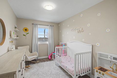 Photo 12 at 77 Lancaster Court, Keswick South, Georgina