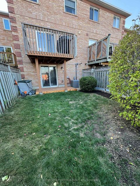 Photo 17 at 77 Lancaster Court, Keswick South, Georgina