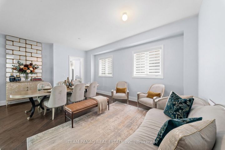 Photo 10 at 25 Trail Rider Drive, Toronto Gore Rural Estate, Brampton