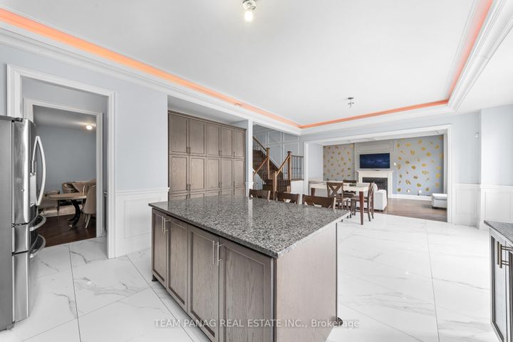 Photo 17 at 25 Trail Rider Drive, Toronto Gore Rural Estate, Brampton