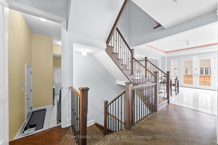 Photo 21 at 25 Trail Rider Drive, Toronto Gore Rural Estate, Brampton